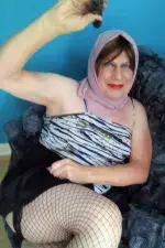 Shazia's gallery photo 6