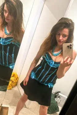 Emily's main photo 1