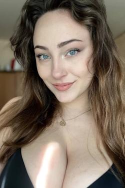 Sexy Afina's main photo 2